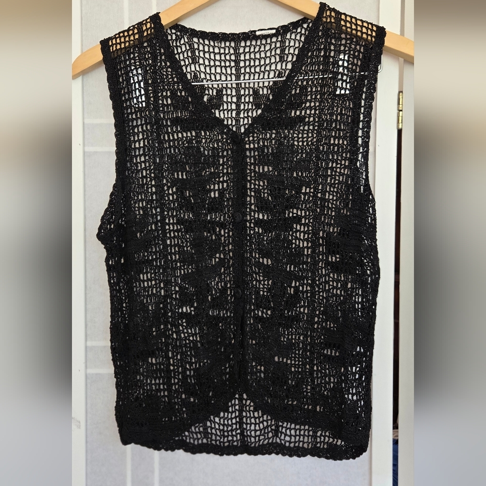 Vintage Black Crochet Sleeveless Button Up Top Vest